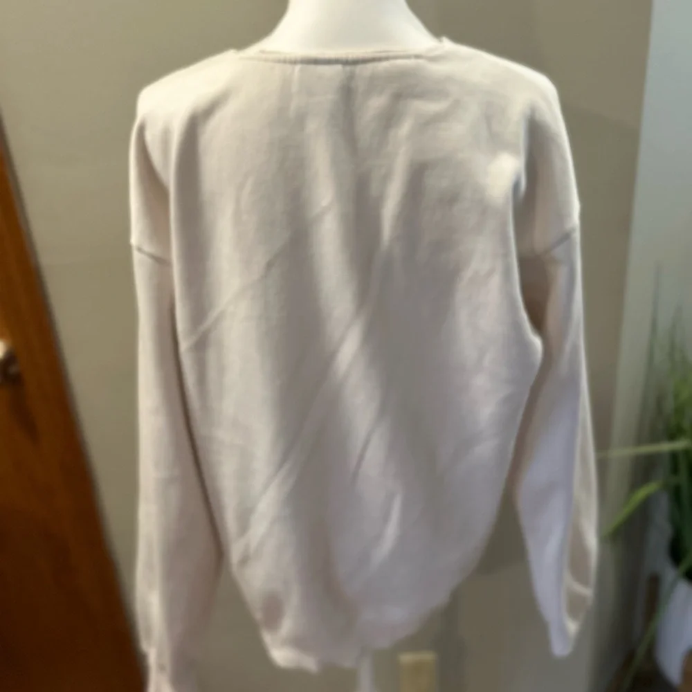 Men’s North Face Cream sweatshirt Medium crewneck